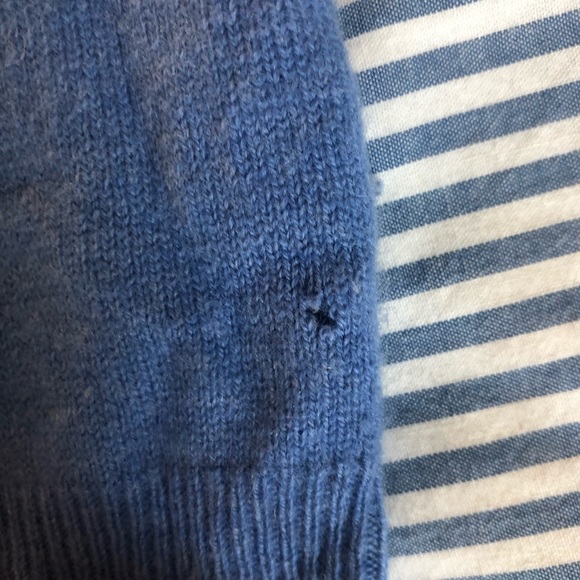 Light Blue Cashmere Men’s M Sweater. - Picture 4 of 7